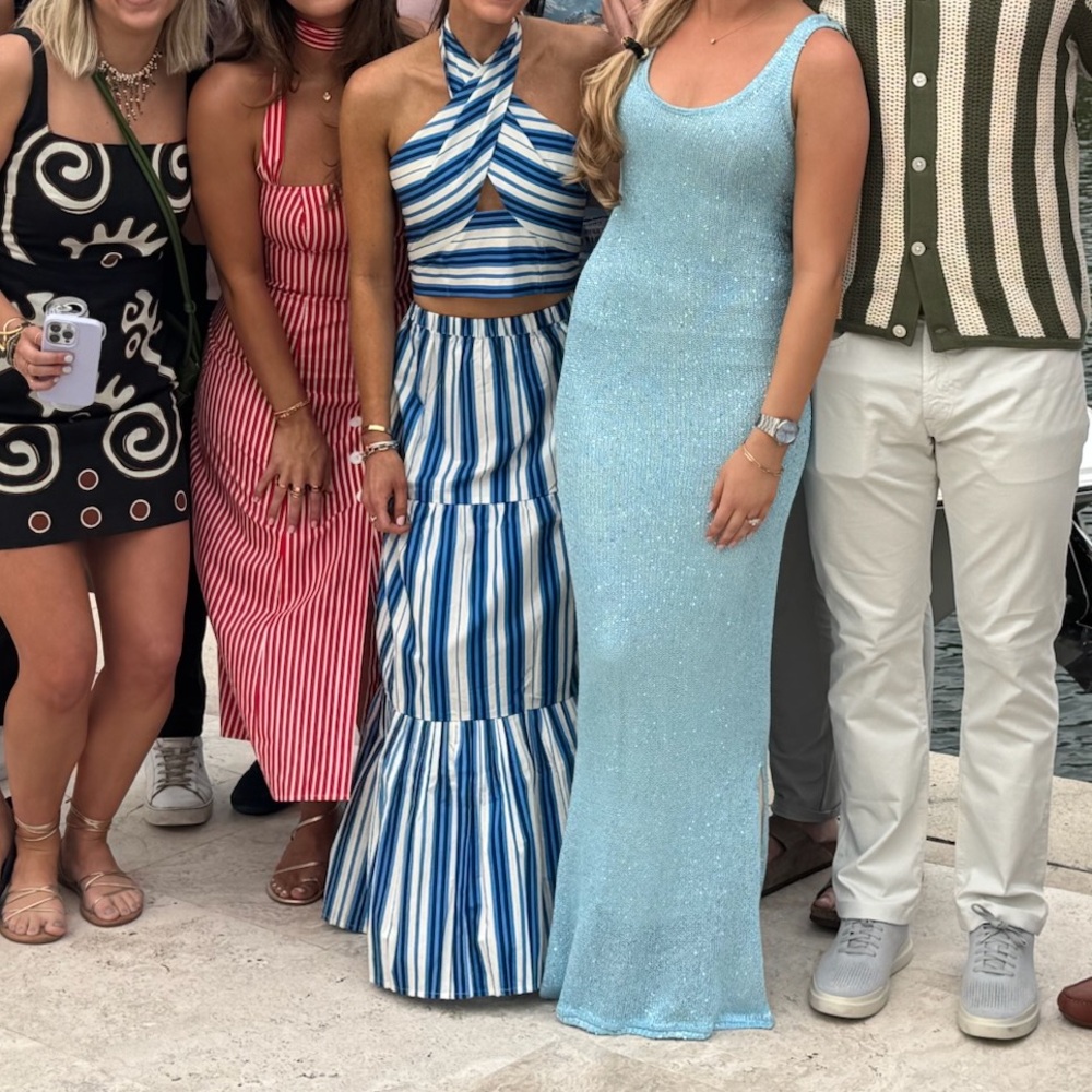 Blue and White solid and striped set